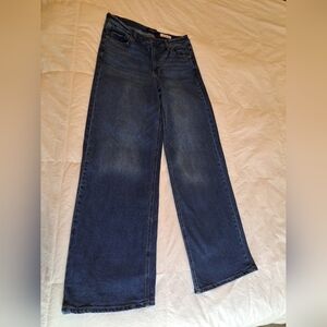 BCBGeneration Womens Baggy Wide Leg Med Wash Jeans Sz 9/29 EUC